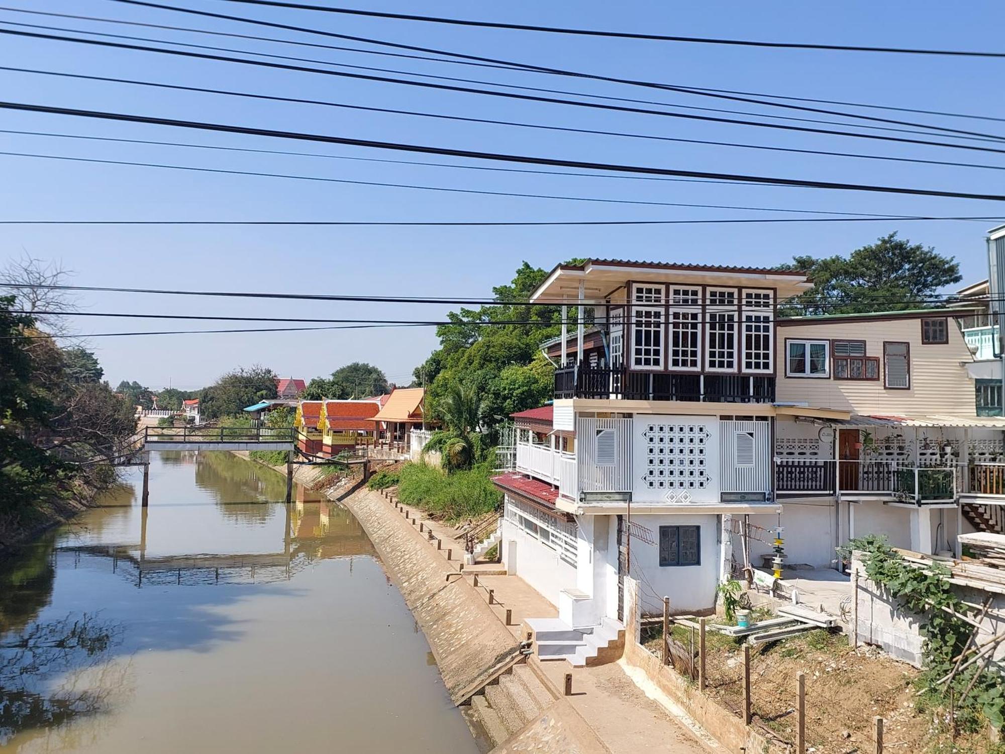 Riverside בית אירוח
